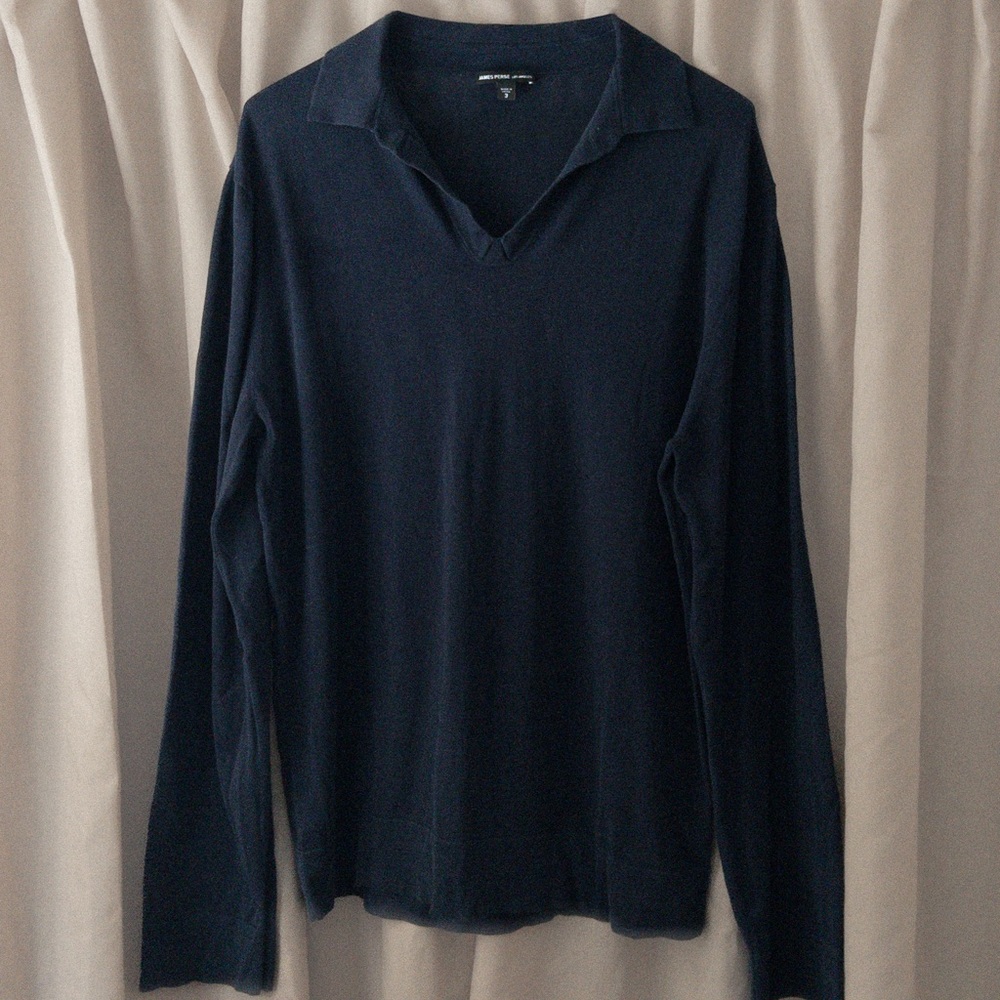 James Perse Men's Navy V-Neck Sweater